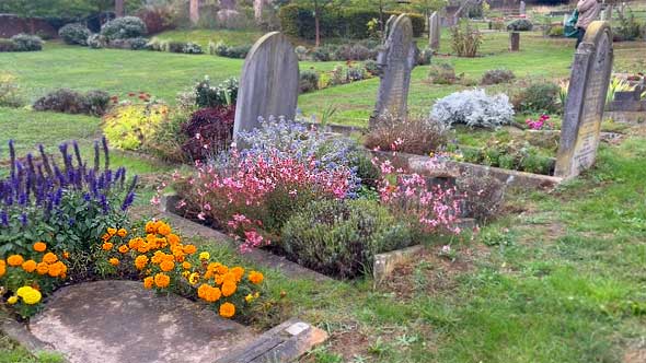 grave gardens